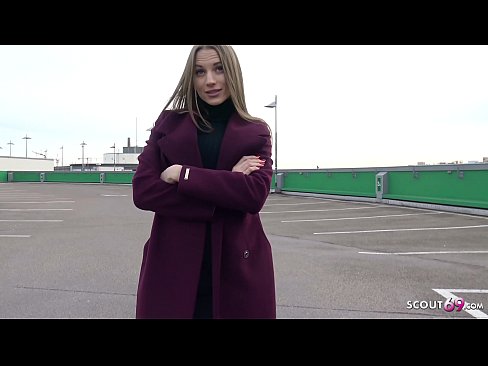 ❤️ IS SCÓITÉAL Gearmánaigh Aisling A THUGANN CRUACH, TELLTALE PÁIRCEÁLA AGUS SEXY AR AIRGEAD ️❌ Porn bhaile linn