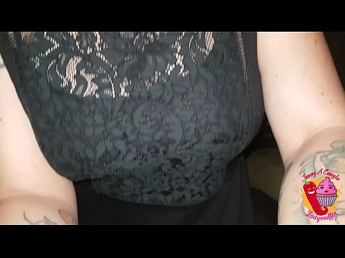 ❤️ Tugann leasdeirfiúr Slutty buille-phost dó agus Spáinnis ️❌ Porn bhaile linn